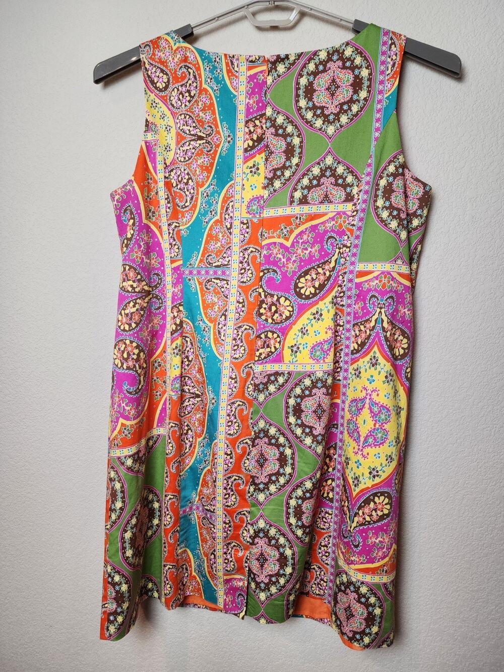 Peter Nygard Lined Sheath Sleeveless Dress Knee Length Bold Print Orange Yellow